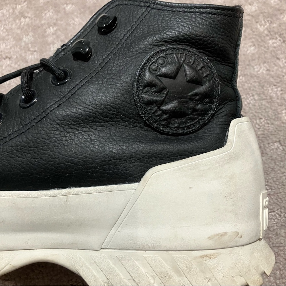 Converse Black and White High-Top Sneakers. Leather. Counter climate - Picture 5 of 9